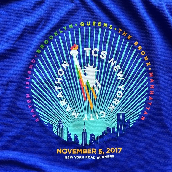 TCS NEW YORK CITY MARATHON SHIRT NOVEMBER 5, 2017 size small - Picture 3 of 4
